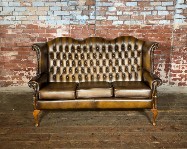 Stunning 3 seater Queen Anne sofa