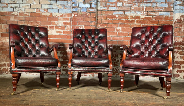 Set of 3 Stunning Vintage Lounge Chairs