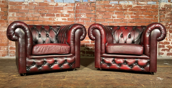 Pair of Vintage Chesterfield Club Chairs in Antique Red Leather