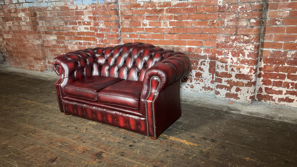 Ex-Display 2 seater Oxford Sofa in Antique Red Leather