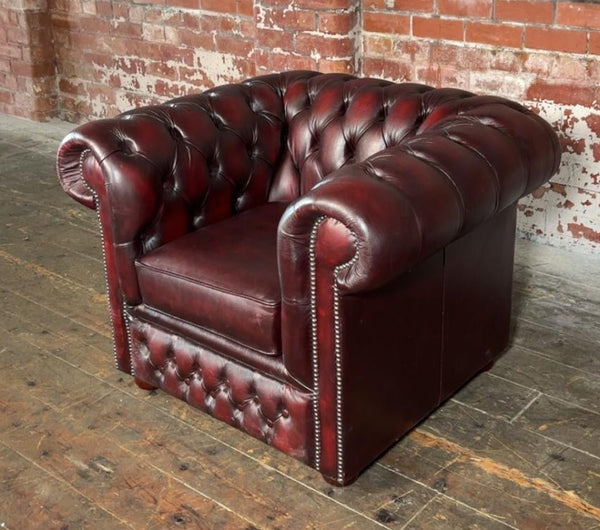 Ex display Classic Chesterfield Club Chair